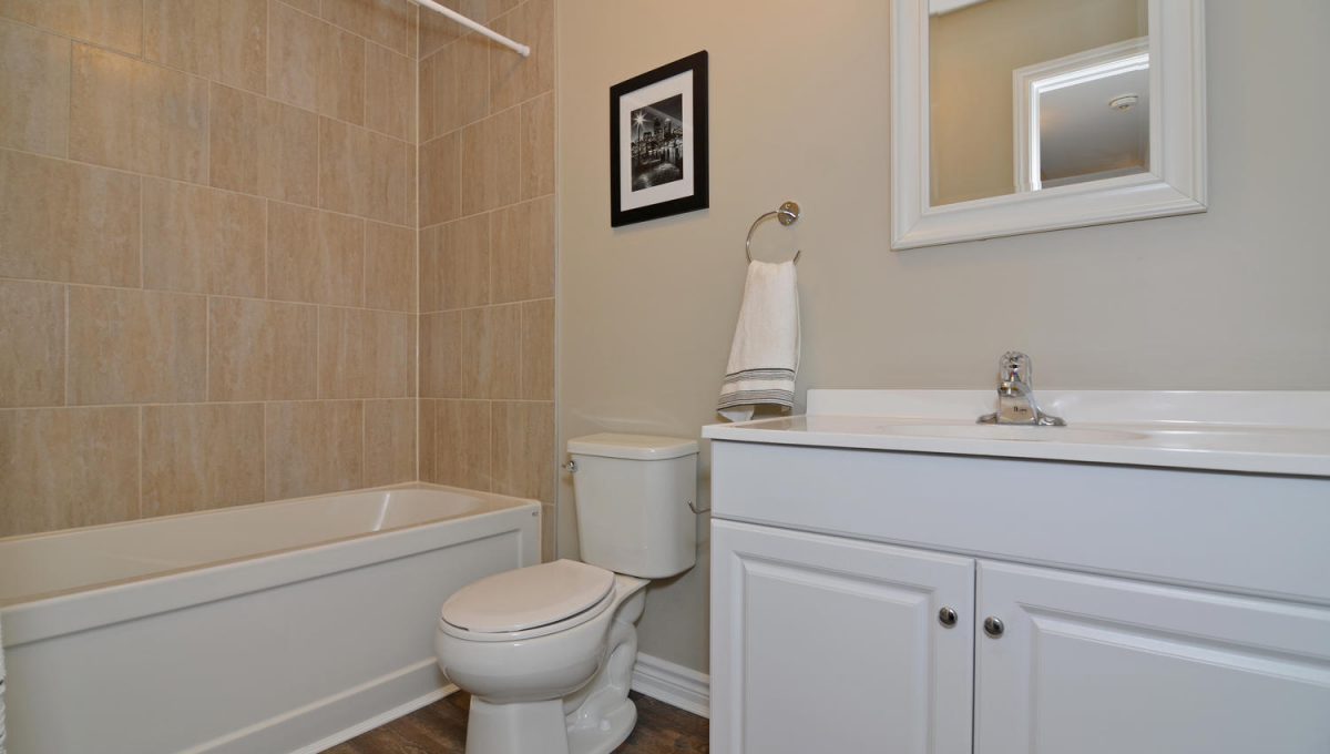 Model HomeDuplex-large-035-33-Rear UnitMain Bathroom-1500x994-72dpi