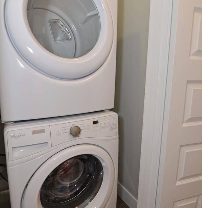 173 Cambridge St London ON N6H-large-014-2-Laundry Room-663x1000-72dpi