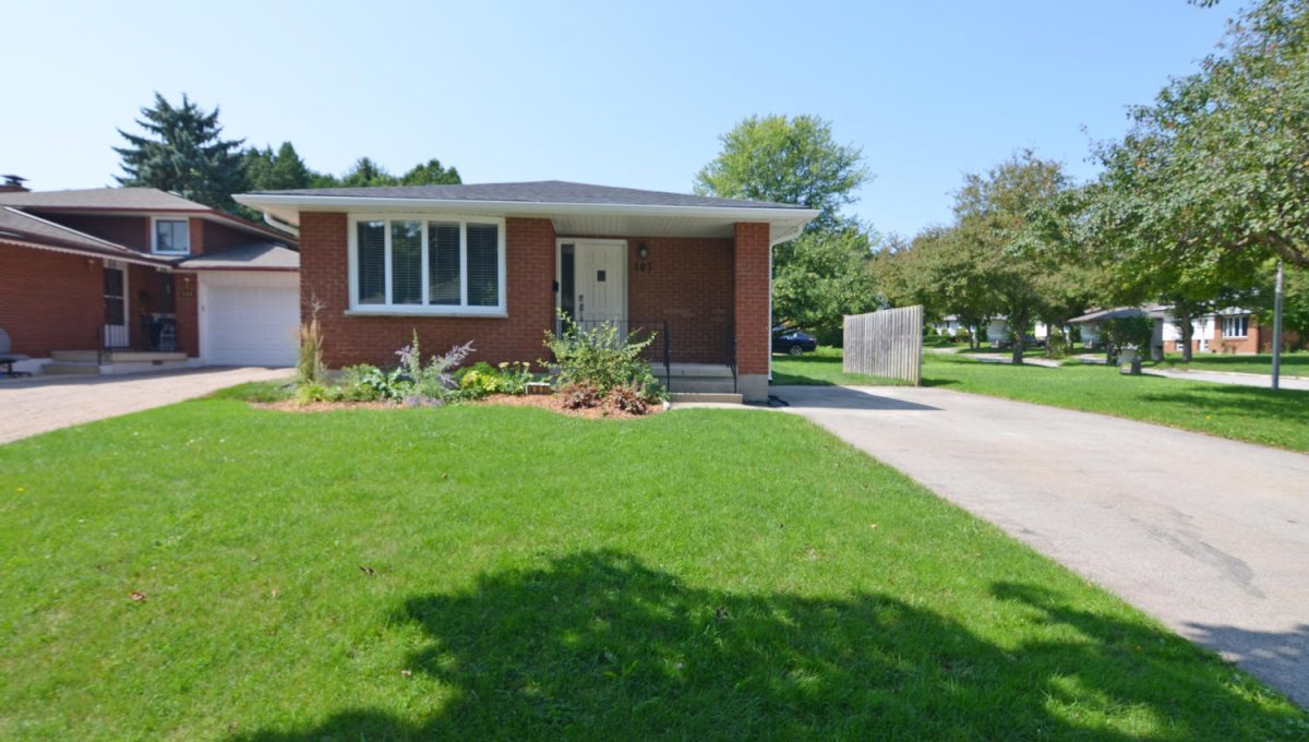 407 Rippleton Rd London ON N6G-large-001-26-Exterior Front-1500x994-72dpi