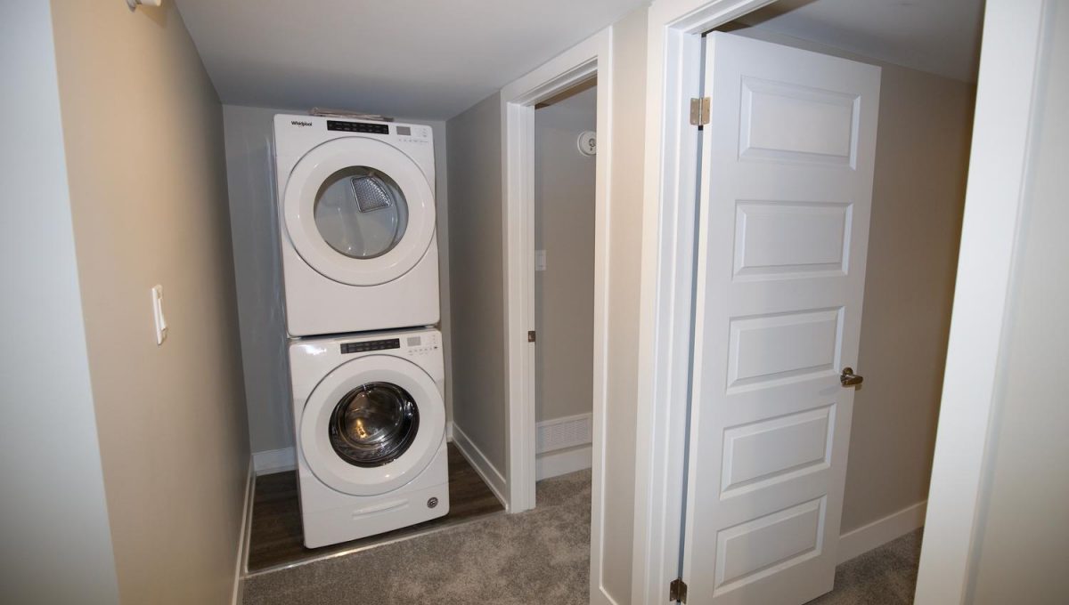 23 Kensington Ave London ON-large-023-10-laundry-1500x1000-72dpi